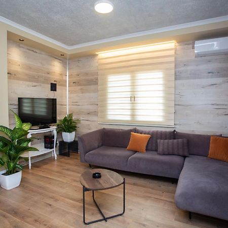 David Center Apartment Τίρανα Εξωτερικό φωτογραφία